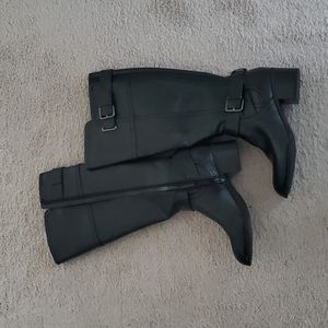 Womens tall black boots